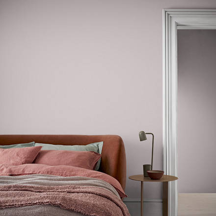 5096488 - Crown - Walls and Ceilings - Matt Emulsion - mulberry mist - 2.5L - S1