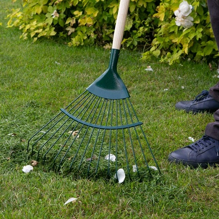 Wilkinson Lawn Rake Carbon Steel - Image