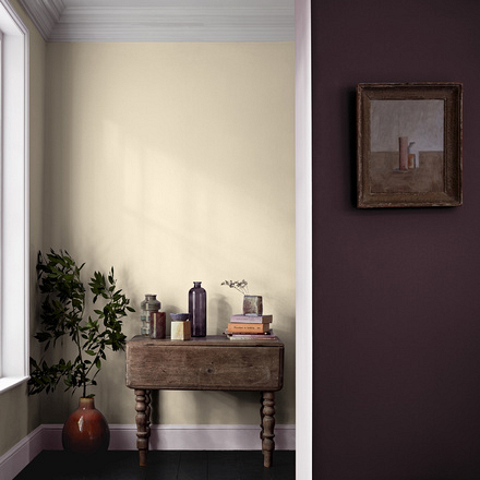 5022967 - Crown - Walls and Ceilings - Matt Emulsion - ivory cream - 2.5L - S1