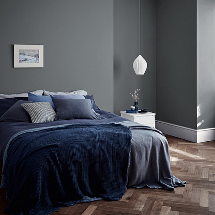 5089731 - Crown - Walls and Ceilings - Matt Emulsion - city break - 2.5L - S1