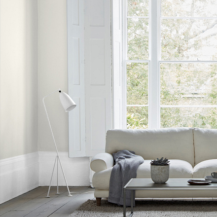 5091477 - Crown - Walls and Ceilings - Matt Emulsion - canvas white - 2.5L - S1